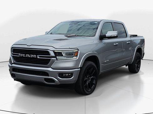Used 2022 RAM 1500 Laramie AWD/4WD image 8
