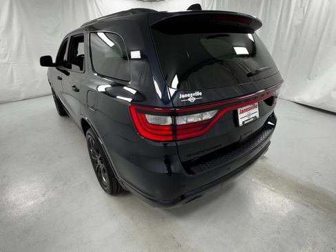 Used 2025 Dodge Durango GT w/ Blacktop Package AWD/4WD image 5