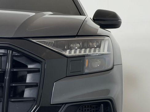 Used 2022 Audi SQ8 Prestige AWD/4WD image 11