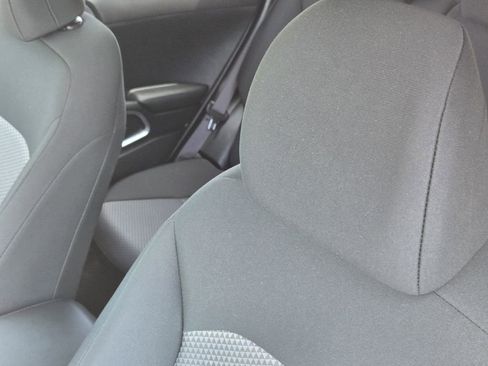 Certified 2025 Kia Soul LX w/ LX Technology Package FWD image 20