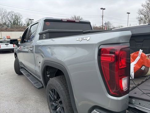 Used 2023 GMC Sierra 1500 Elevation image 19