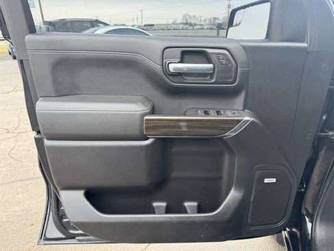 Used 2020 Chevrolet Silverado 1500 LT Trail Boss image 5