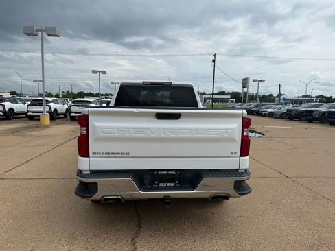 Used 2020 Chevrolet Silverado 1500 LT w/ Texas Edition AWD/4WD image 4