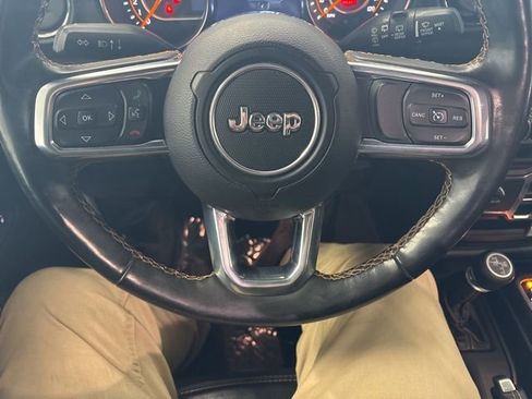 Used 2021 Jeep Wrangler Unlimited Sahara image 25