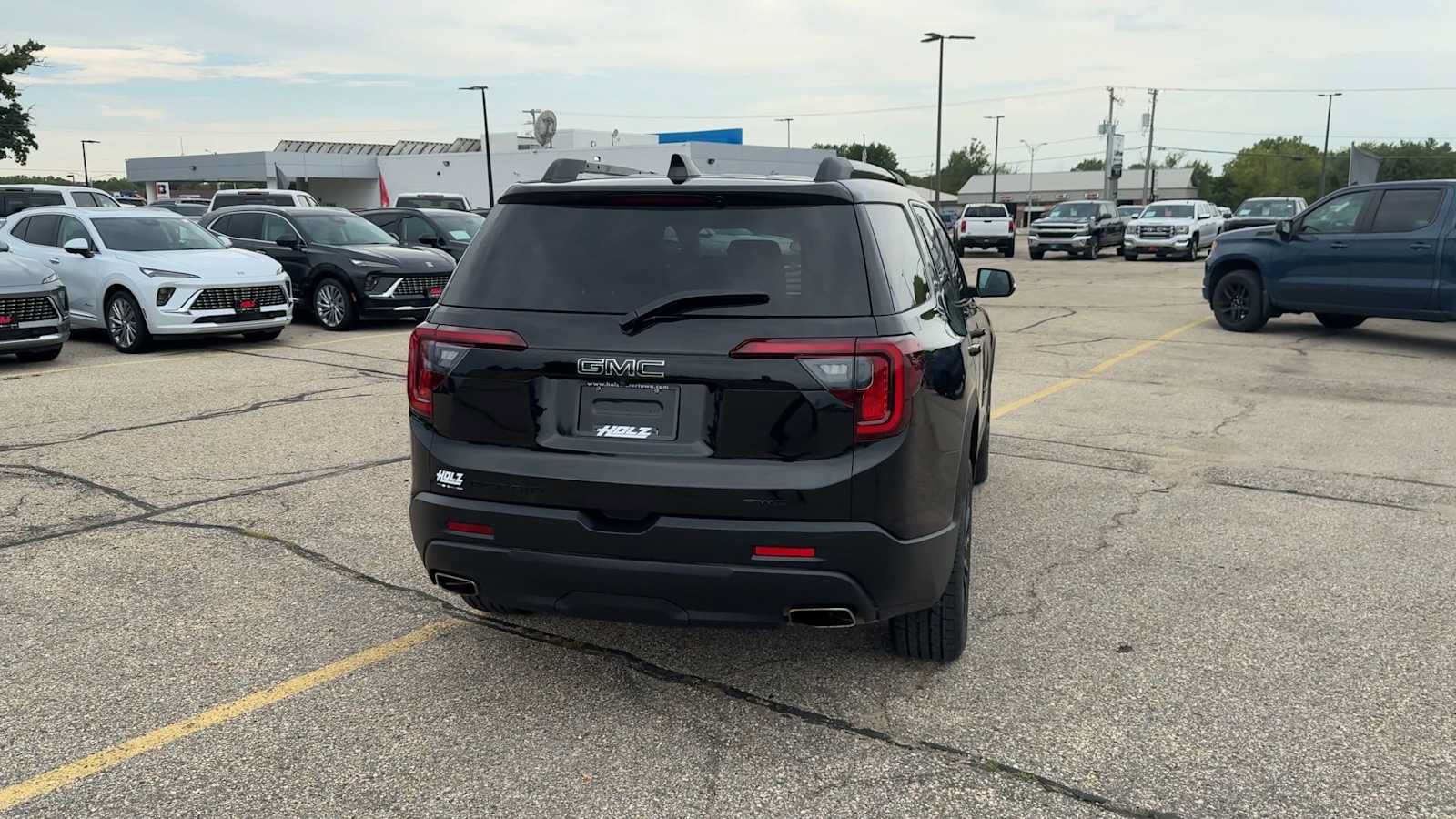 Certified 2023 GMC Acadia SLE w/ Driver Convenience Package AWD/4WD image 14
