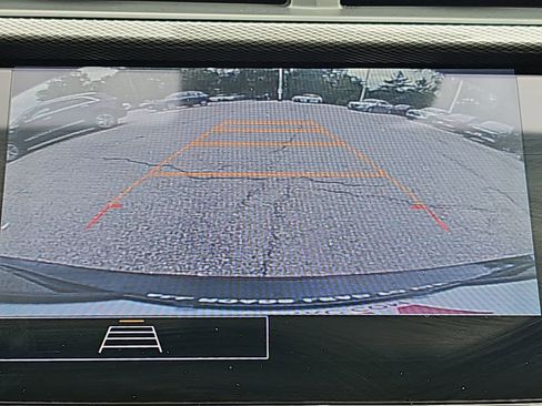 Used 2022 Buick Encore GX Select w/ Sport Touring Package FWD image 28