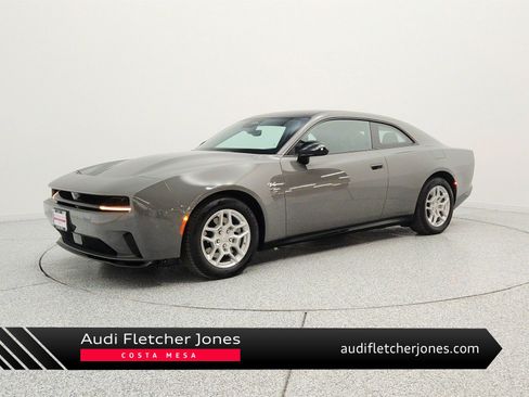 Used 2025 Dodge Charger Daytona R/T w/ Sun & Sound Package AWD/4WD image 1