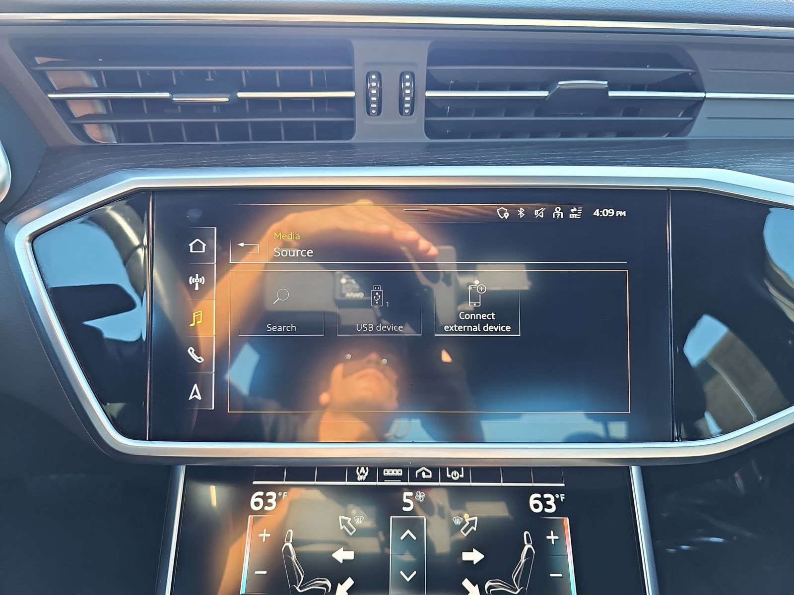 Used 2023 Audi A6 Premium Plus w/ Premium Plus Package AWD/4WD image 18