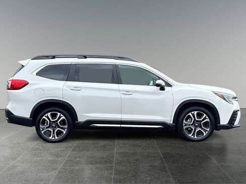 Used 2023 Subaru Ascent Limited AWD/4WD image 11