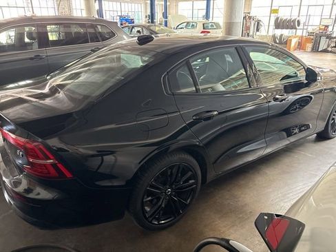 Used 2024 Volvo S60 B5 Plus w/ Climate Package image 7