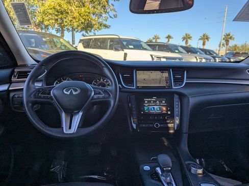 Used 2022 INFINITI QX50 Essential image 18