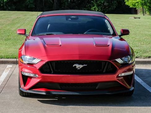 Used 2019 Ford Mustang GT Premium w/ GT Performance Package RWD image 9