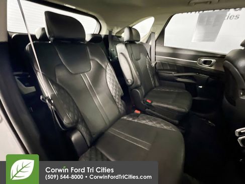 Used 2022 Kia Sorento SX Prestige AWD/4WD image 18