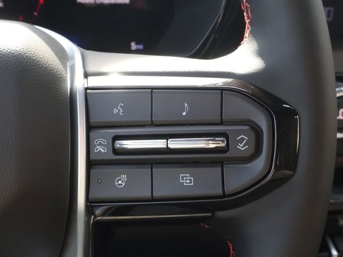 New 2026 Chevrolet Colorado Z71 w/ Technology Package AWD/4WD image 25