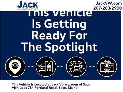 Used 2022 Volkswagen Taos SE image 1