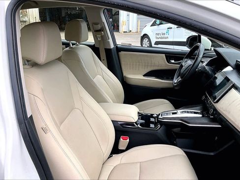 Used 2018 Honda Clarity Touring image 9