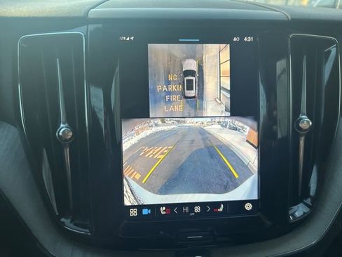 Certified 2025 Volvo XC60 B5 Plus image 23