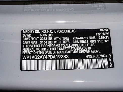 Certified 2023 Porsche Cayenne GTS image 30