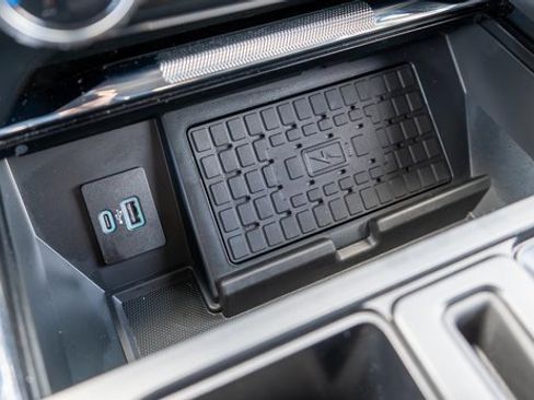 Used 2023 Ford F150 Lariat w/ Equipment Group 502A High image 33