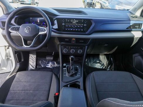 Used 2022 Volkswagen Taos SE image 25