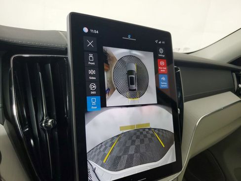 Used 2026 Volvo XC60 B5 Ultra w/ Protection Package Premier image 31