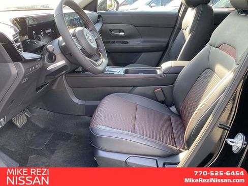 New 2026 Nissan Kicks SR w/ SR Premium Package image 11