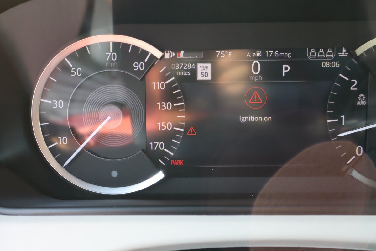 Used 2022 Land Rover Range Rover Velar S AWD/4WD image 10