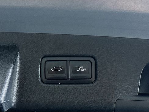 Used 2025 Kia Telluride S FWD image 32