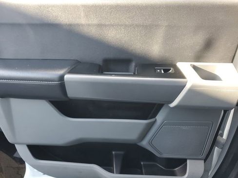 Used 2024 Ford F350 XLT image 19