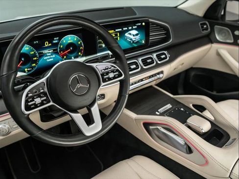 Used 2021 Mercedes-Benz GLE 350 w/ Premium Package image 18