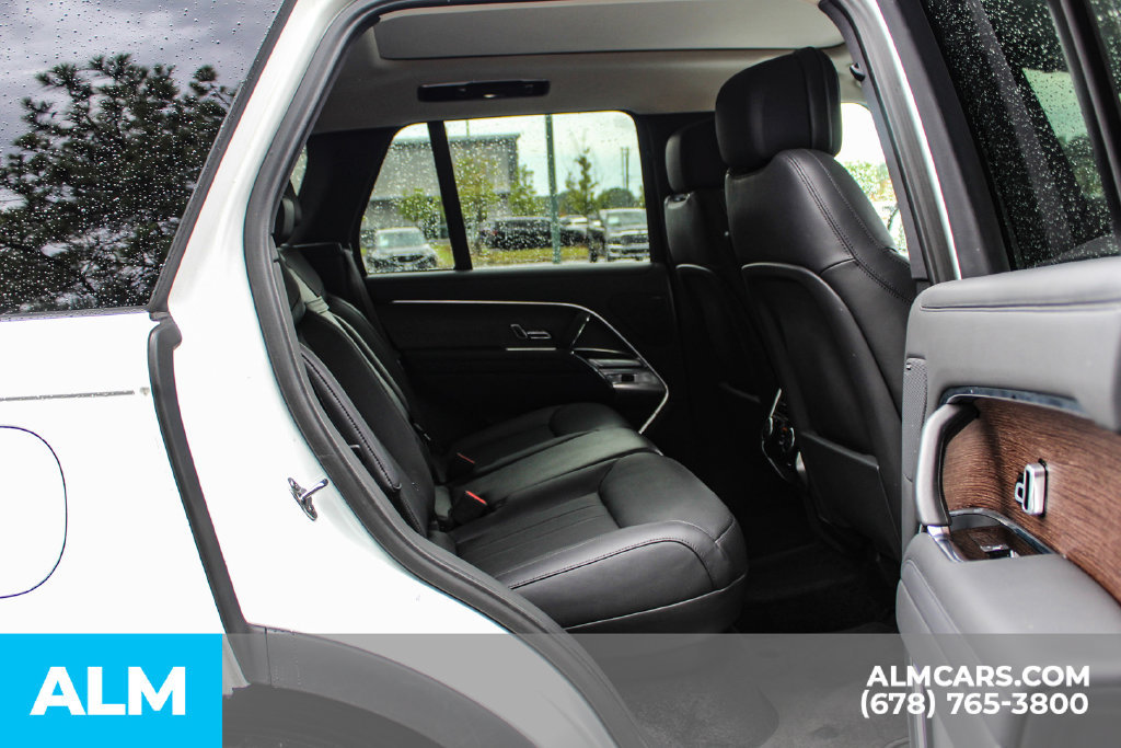 Used 2023 Land Rover Range Rover SE AWD/4WD image 18