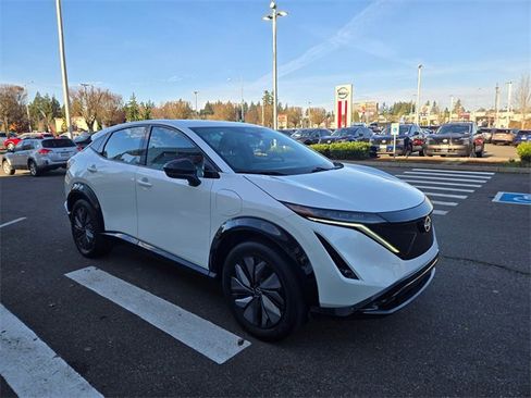 Used 2024 Nissan Ariya AWD image 4