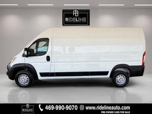 Used 2023 RAM ProMaster 2500 FWD image 4