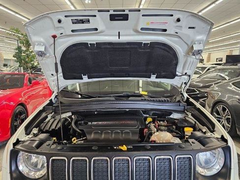 Used 2020 Jeep Renegade Sport AWD/4WD image 37