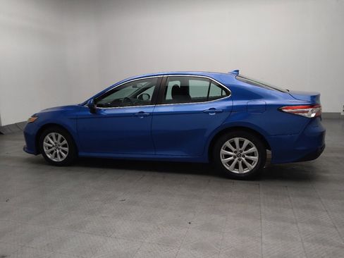 Used 2019 Toyota Camry LE FWD image 3