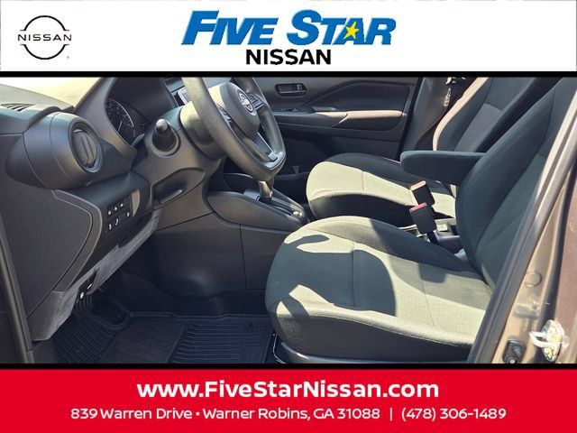 Used 2025 Nissan Kicks Play S FWD image 5