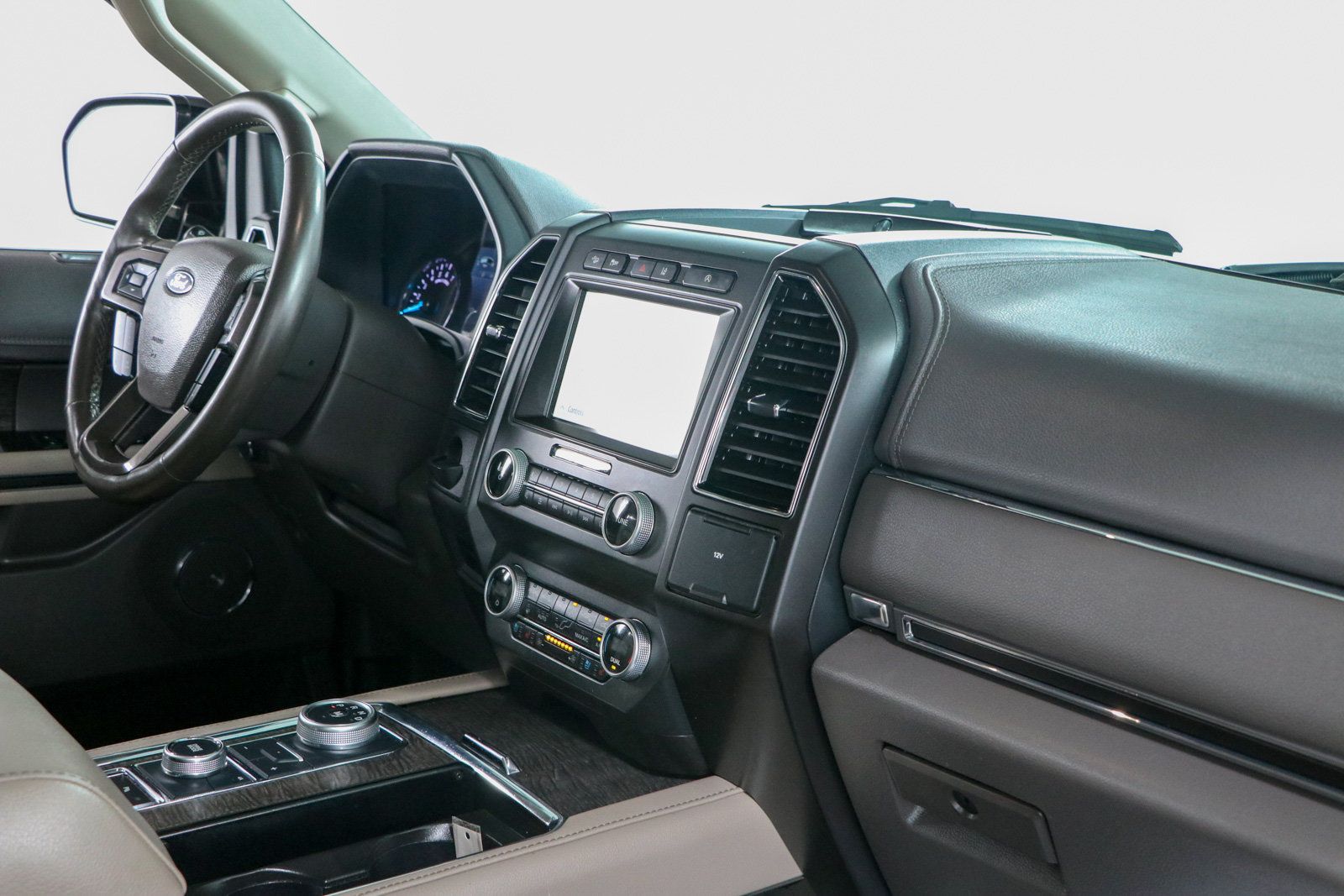 Used 2021 Ford Expedition Limited AWD/4WD image 28