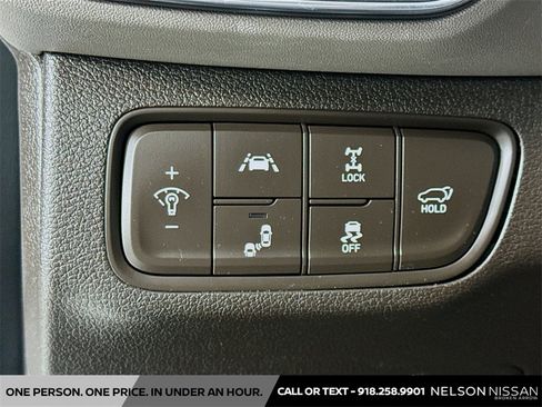 Used 2019 Hyundai Santa Fe AWD image 10