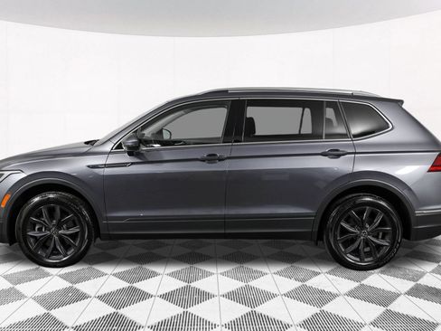Certified 2024 Volkswagen Tiguan SE AWD/4WD image 20