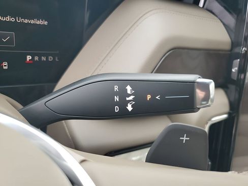 New 2026 GMC Yukon Denali w/ Sun & Power Step Package image 36