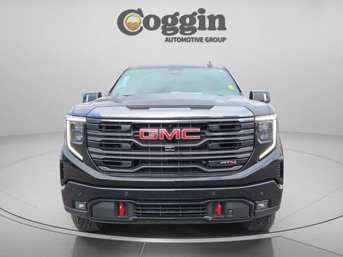 Certified 2024 GMC Sierra 1500 AT4 w/ Technology Package AWD/4WD image 8