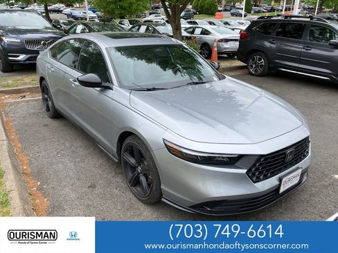 Used 2023 Honda Accord Sport image 1