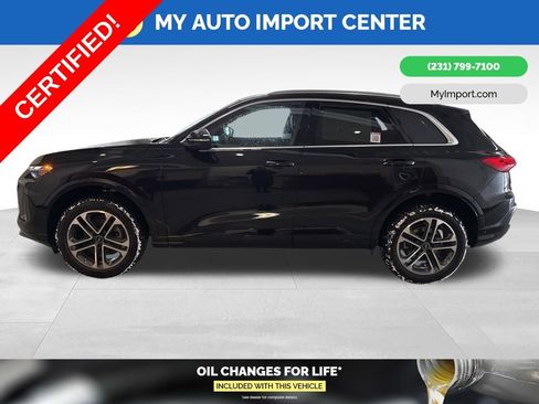 Certified 2025 Audi Q5 Premium w/ Convenience Package image 4