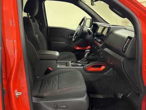 Used 2025 Nissan Frontier PRO-4X w/ Tow Package AWD/4WD image 24