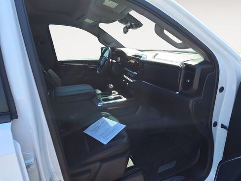 Used 2024 Chevrolet Silverado 1500 RST w/ Convenience Package II AWD/4WD image 15