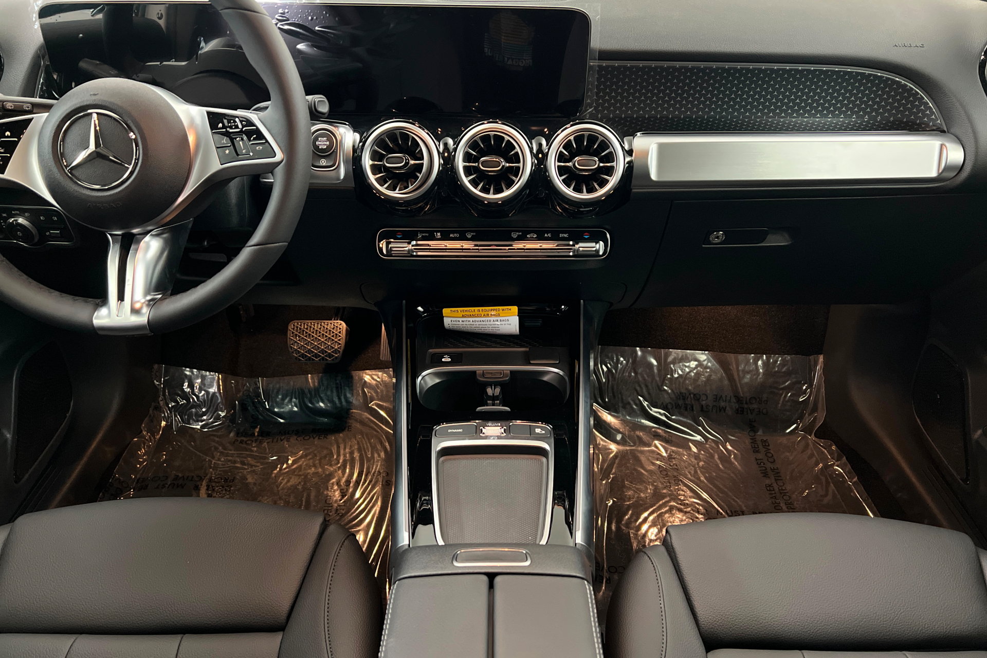 New 2026 Mercedes-Benz GLB 250 4MATIC image 13