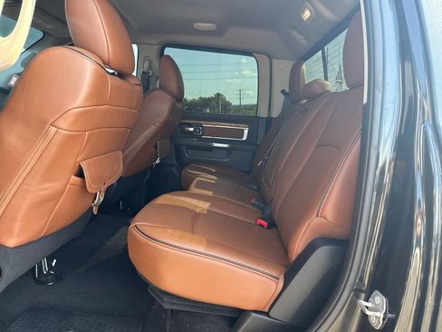 Used 2016 RAM 1500 Laramie Longhorn w/ Convenience Group AWD/4WD image 9
