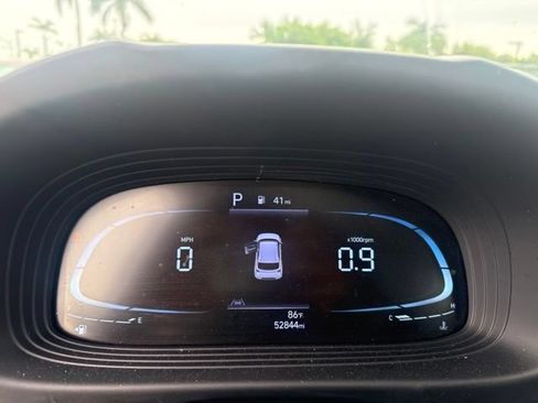 Used 2023 Hyundai Venue SEL w/ Cargo Package FWD image 15