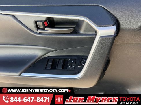 Used 2024 Toyota RAV4 LE image 25