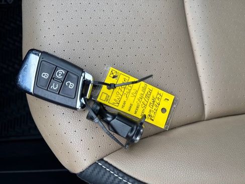 Used 2023 Volkswagen Atlas Cross Sport SE w/ Black Wheel Package image 37